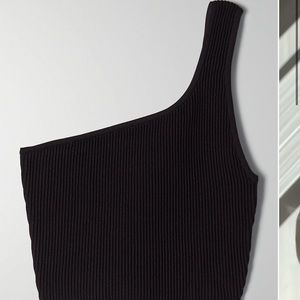 Babaton Sculpt Knit one-shoulder